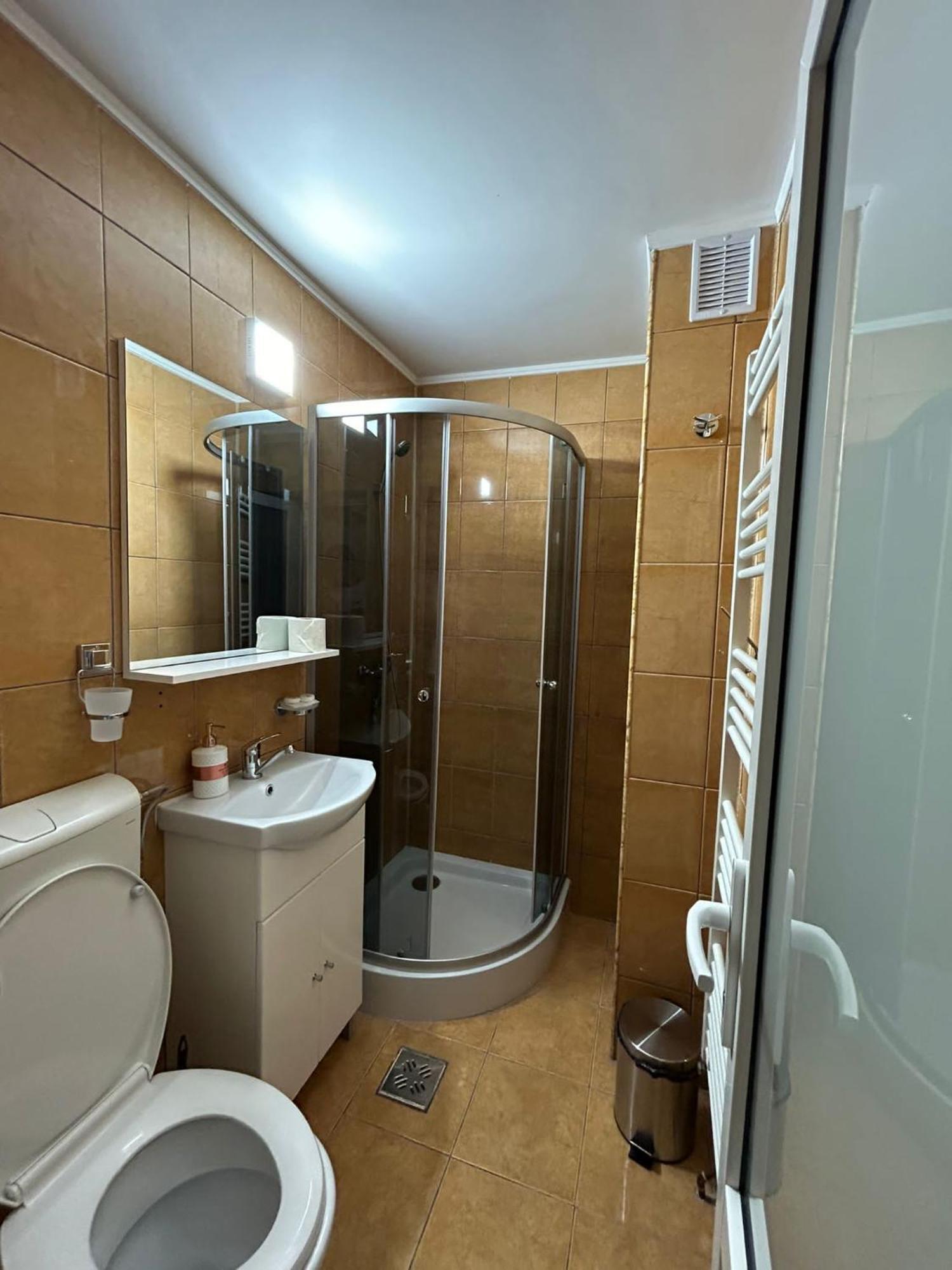 Hotel Complex Zeus Leresti Zimmer foto